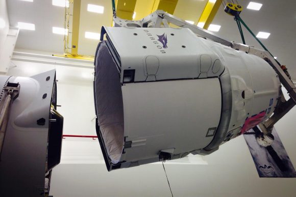 Nave Dragon CRS-6/SpX-6 (SpaceX).