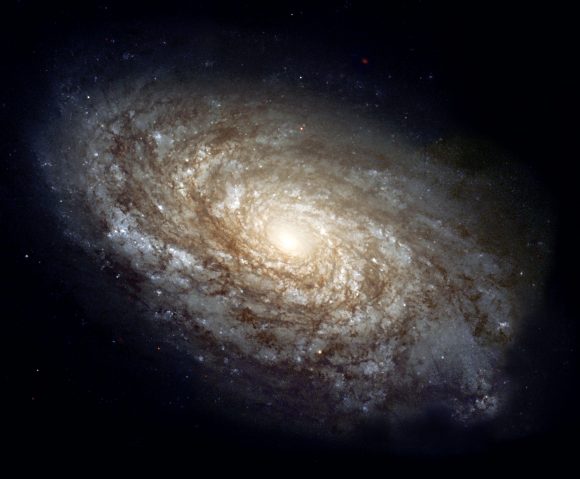 NGC 4414 tiene multitud de brazos espirales (NASA/STScI).