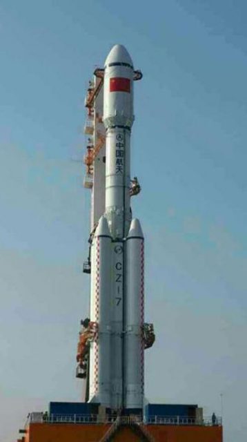 Cohete Larga Marcha CZ-7 (9ifly).