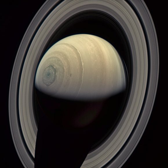 Saturno visto por Cassini en verano de 2016 (NASA/JPL/Ian Regan).