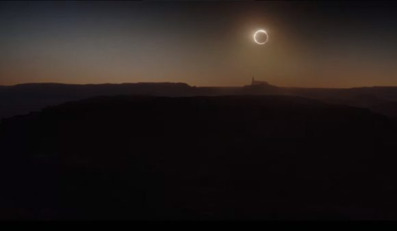 That's no moon. Pero sí es un eclipse anular artificial (Walt Disney Studios Motion Pictures).