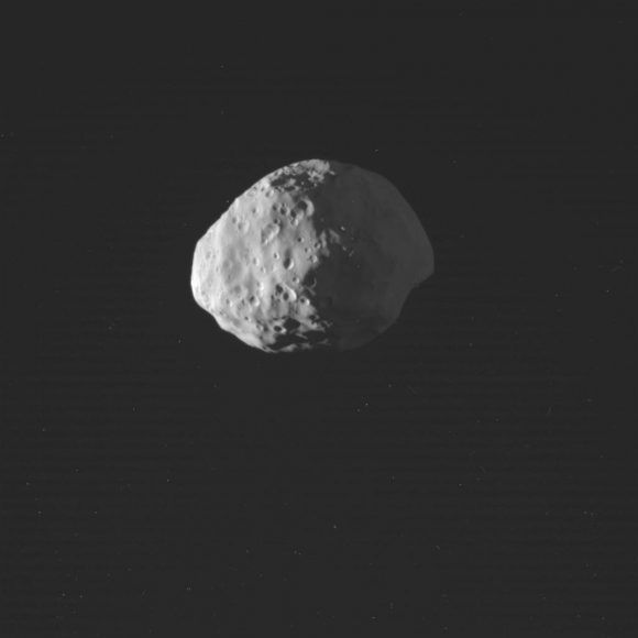 Epimeteo visto el 30 de enero (NASA/JPL-Caltech/Space Science Institute).
