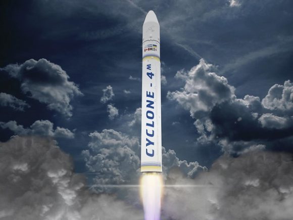 El nuevo cohete ucraniano Tsyklon 4M ().