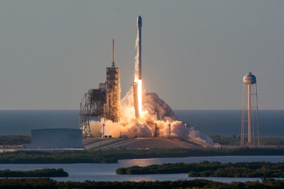 Lanzamiento del Inmarsat 5 F4 (SpaceX).