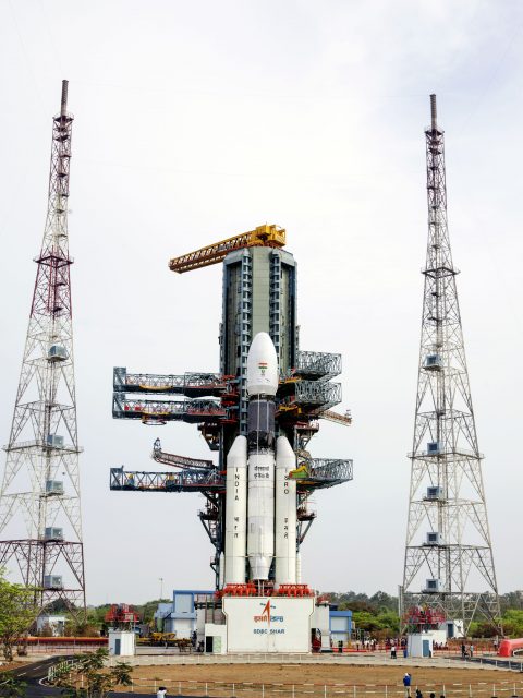 1-5thefullyintegratedgslv-mkiii-d1carryinggsat-19atthesecondlaunchpad-frontview