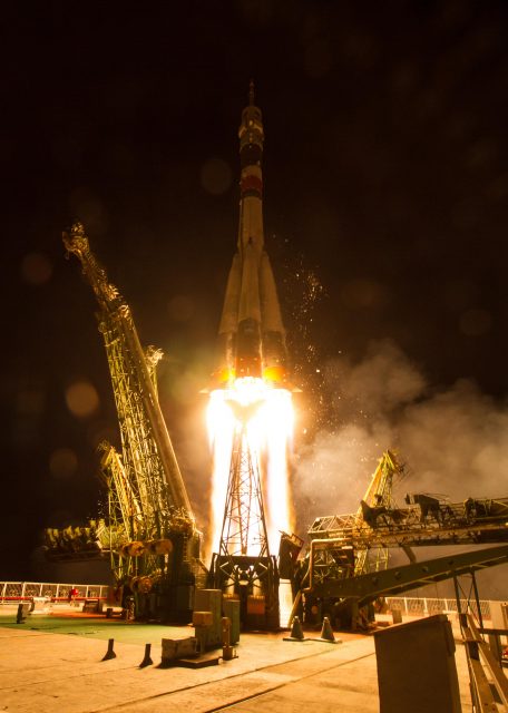 Lanzamiento de la Soyuz MS-05 (Roscosmos).