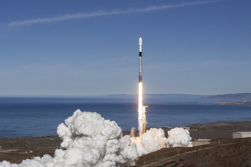 Primer vuelo de una etapa del Falcon 9 por tercera vez y fallo en el ...