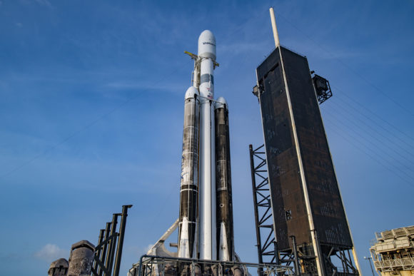Lanzamiento del primer Falcon Heavy totalmente desechable