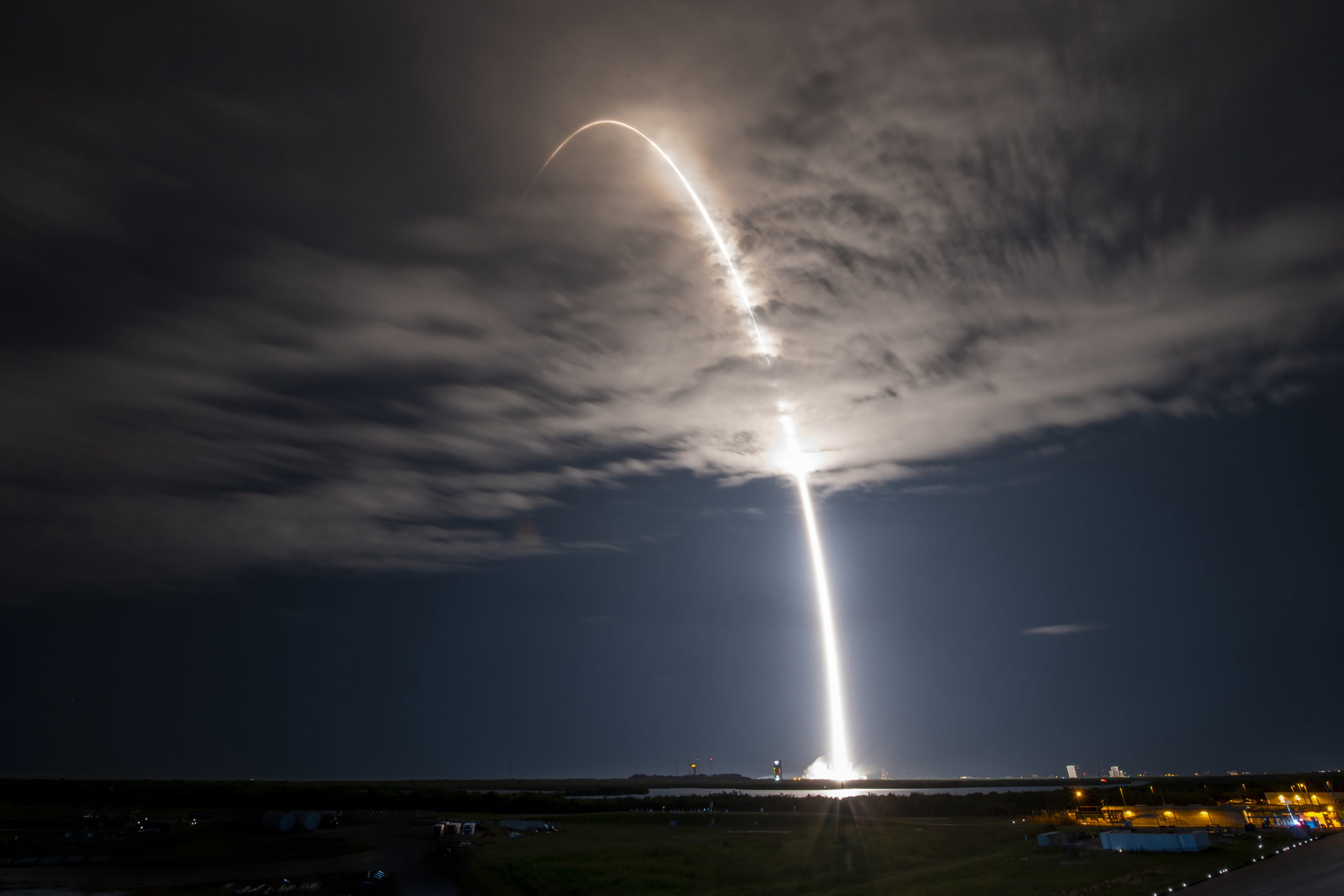 Nuevos récords de SpaceX con el Falcon 9 y la megaconstelación Starlink ...