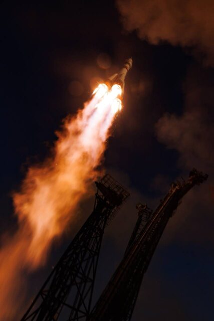 Lanzamiento y acoplamiento con la ISS de la Soyuz MS-29