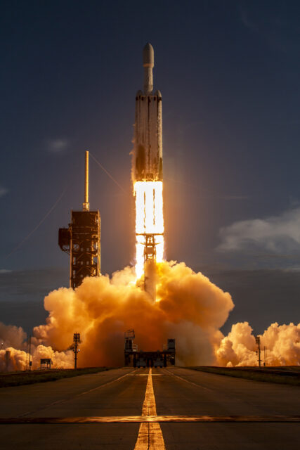 Lanzamiento exitoso del telescopio espacial Nancy Grace Roman de la NASA