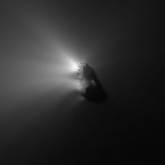 Preparando una misión que llegue al cometa Halley pasando por Júpiter y Saturno